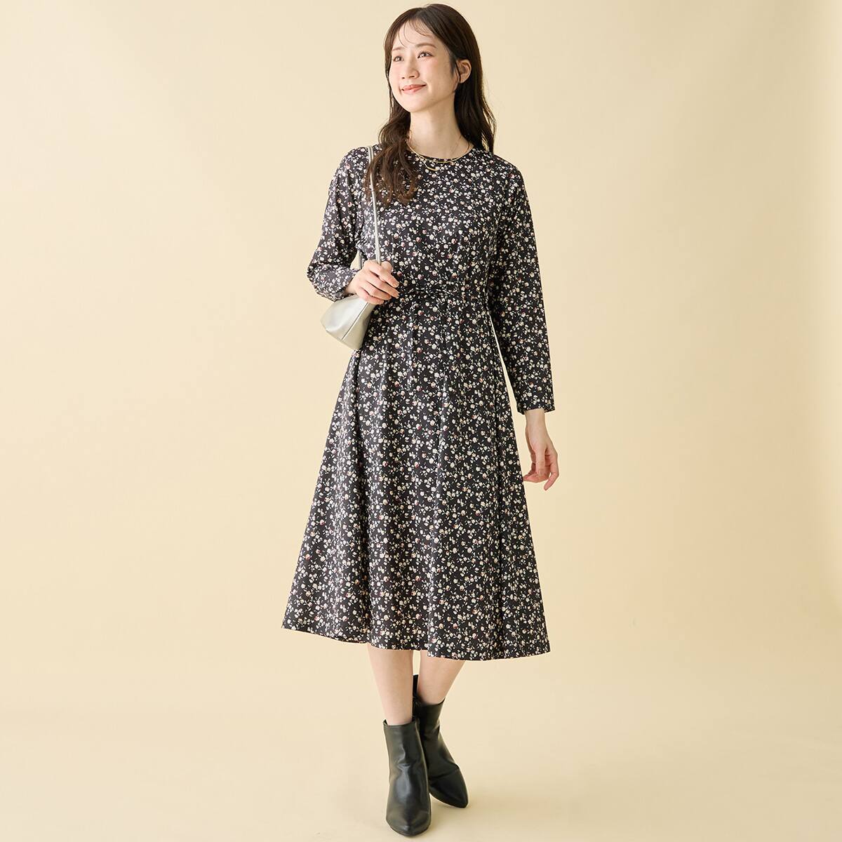 小花柄Aラインワンピース (46101) | ニトリネット【公式】 家具