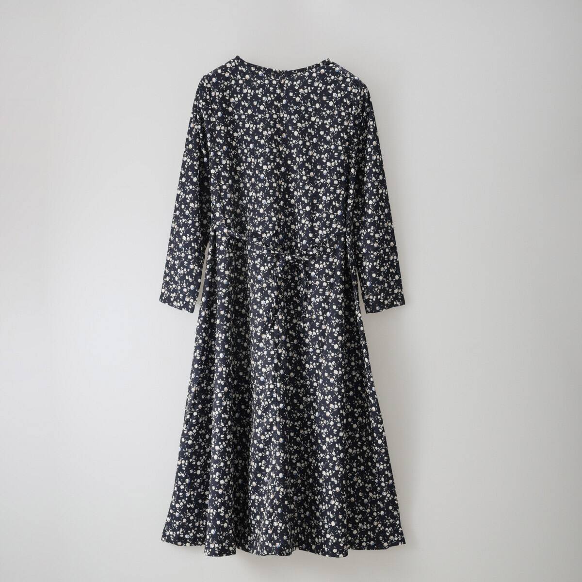 小花柄Aラインワンピース (46101) | ニトリネット【公式】 家具