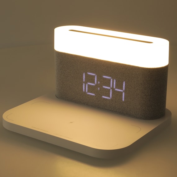 ワイヤレス充電機能・ライト付き置き時計(WML02) 1枚目画像