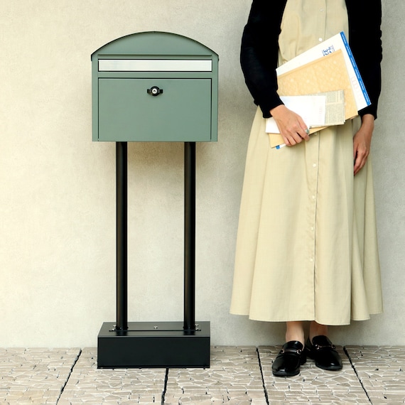 玄関をおしゃれに彩るスタンドポスト(フォレストグリーン) 6枚目画像