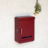 北欧風壁掛けタイプの郵便ポスト