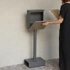 置くだけで使用可能なスタンドタイプの郵便ポスト(ミルクティーベージュ) 6枚目画像