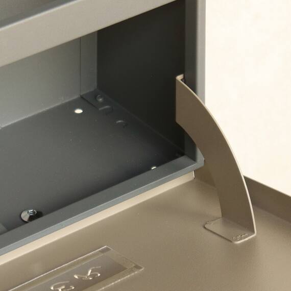 置くだけで使用可能なスタンドタイプの郵便ポスト(ミルクティーベージュ) 14枚目画像