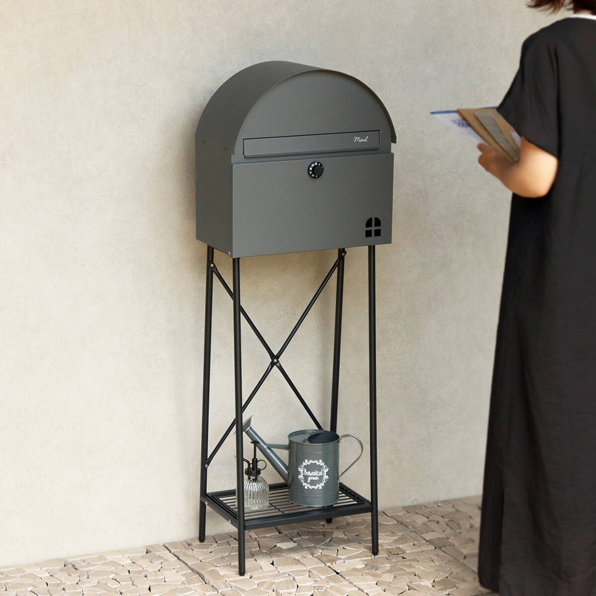 玄関をおしゃれに彩るスタンドポスト(グレー) | ニトリネット【公式