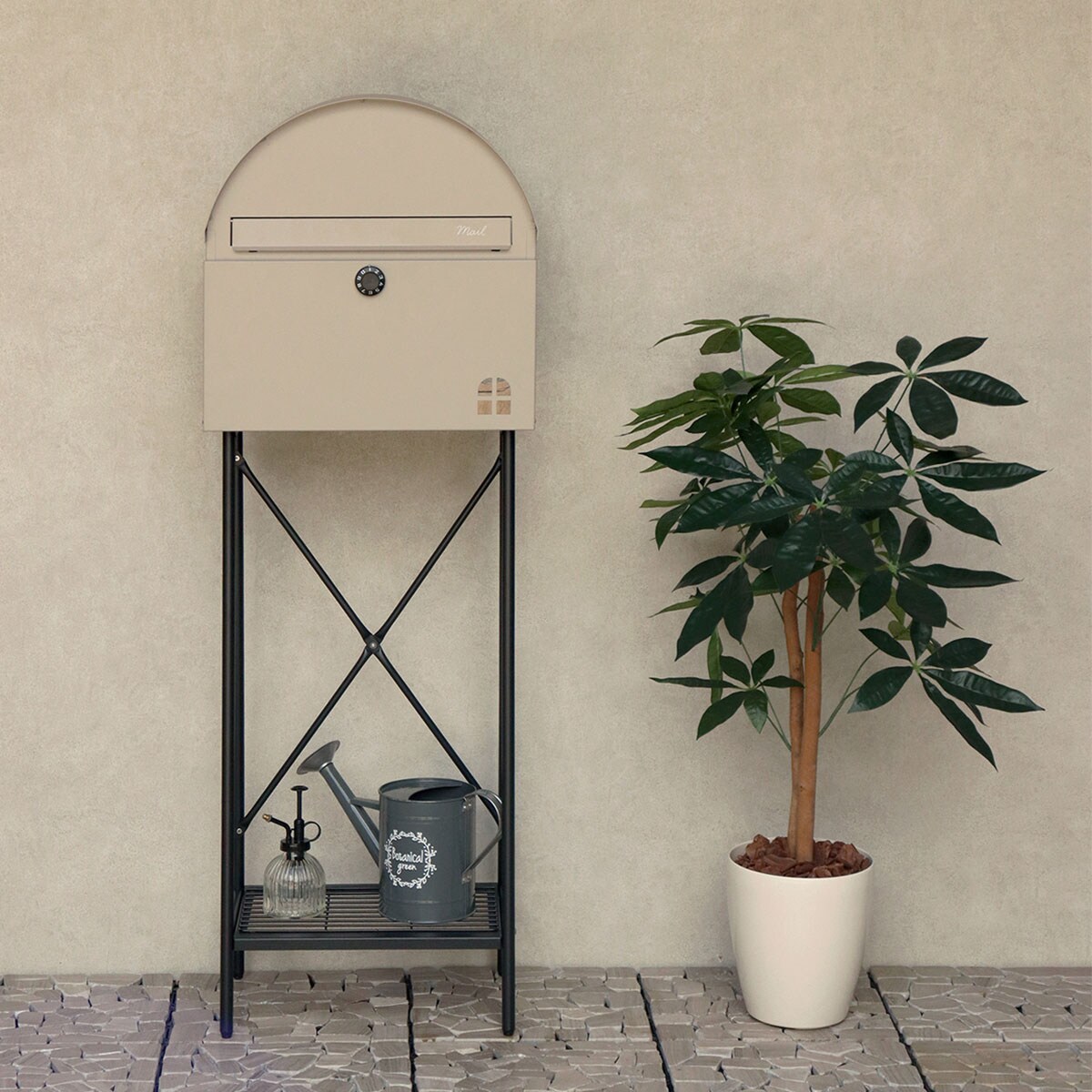 溢れる虹　ノンポリッシュ ファイヤークォーツ（ブラジル産／専用スタンド付き） ポスト 置き型 スタンドポスト Foglia(フォリア) ヤマソロ | ヤマソロ公式