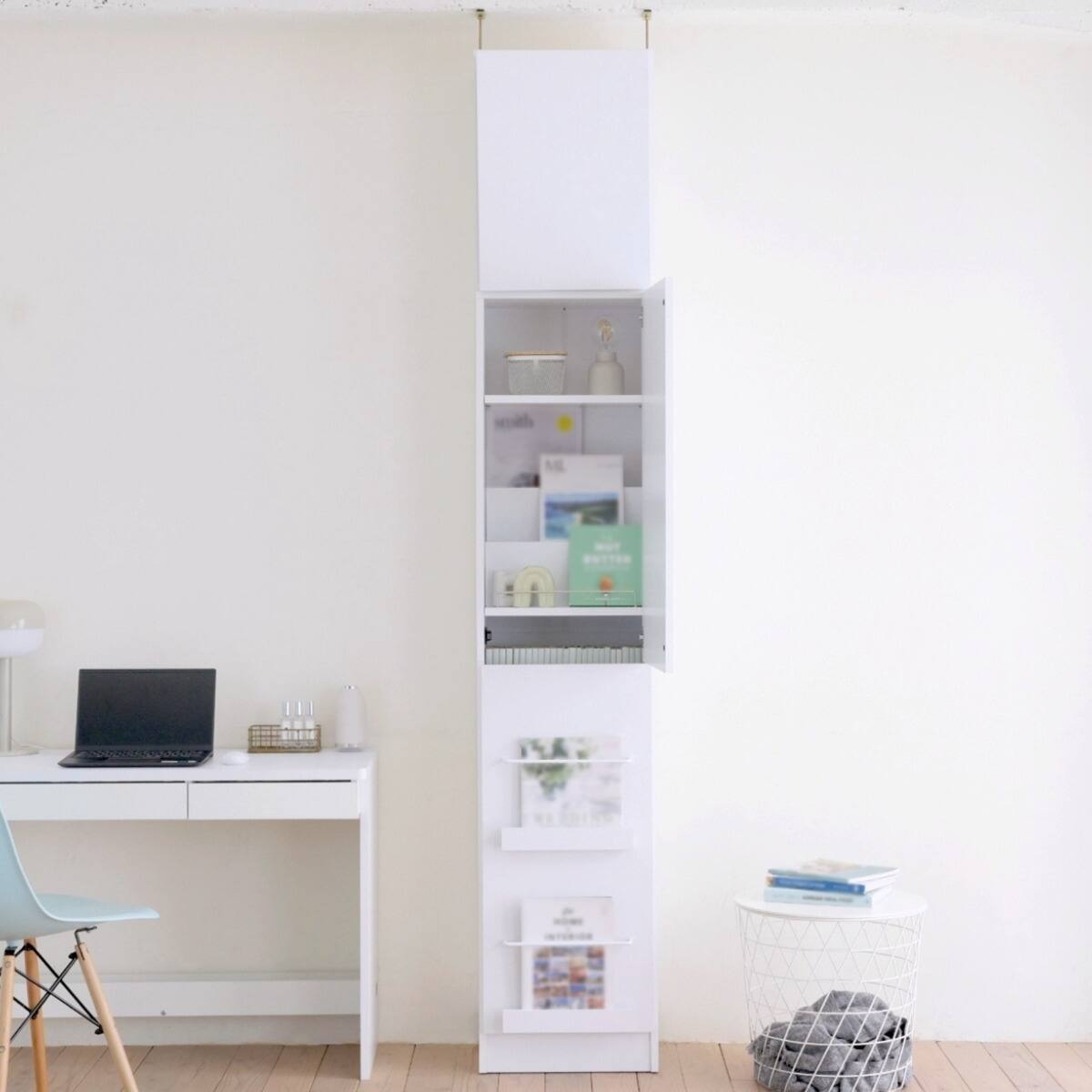 表紙を見せて収納できる本棚 [深型タイプ] (幅42cm ハイタイプ 扉付き