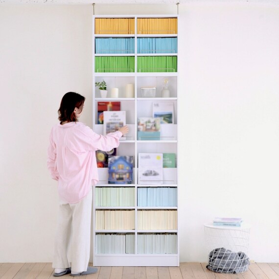 表紙を見せて収納できる本棚 [浅型タイプ] (幅81cm ハイタイプ 