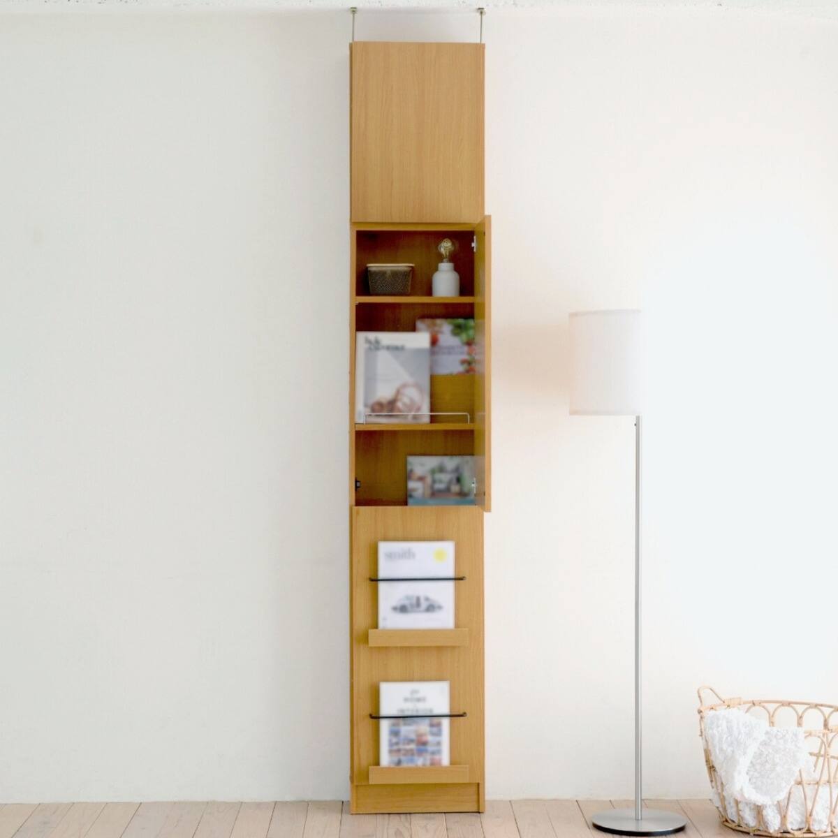 表紙を見せて収納できる本棚 [浅型タイプ] (幅42cm ハイタイプ 扉付き