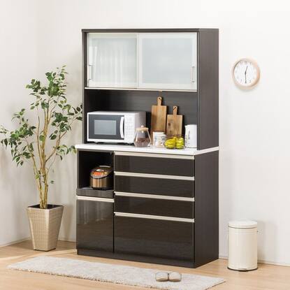 471573001.jpg?ccp=1734242400&  