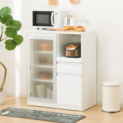 474052601.jpg?ccp=1734091200&  