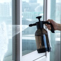【島忠ホームズ商品】ポンプ式泡洗浄クリーナー(2L)
