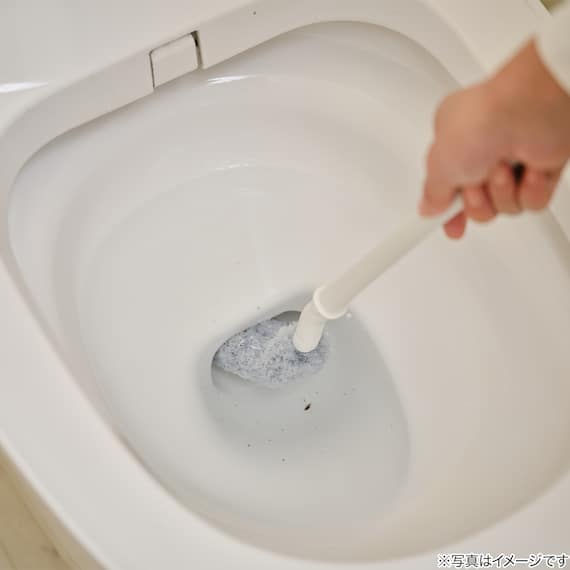 奥まで洗いやすい スリムトイレクリーナー 3枚目画像