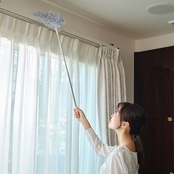 静電気を除去しホコリがつきにくくなる 高所用モップ 6枚目画像