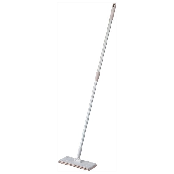 カーペットが掃ける 伸縮柄 フローリングワイパー 1枚目画像