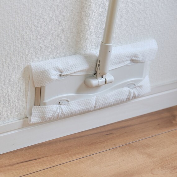 カーペットが掃ける 伸縮柄 フローリングワイパー 9枚目画像