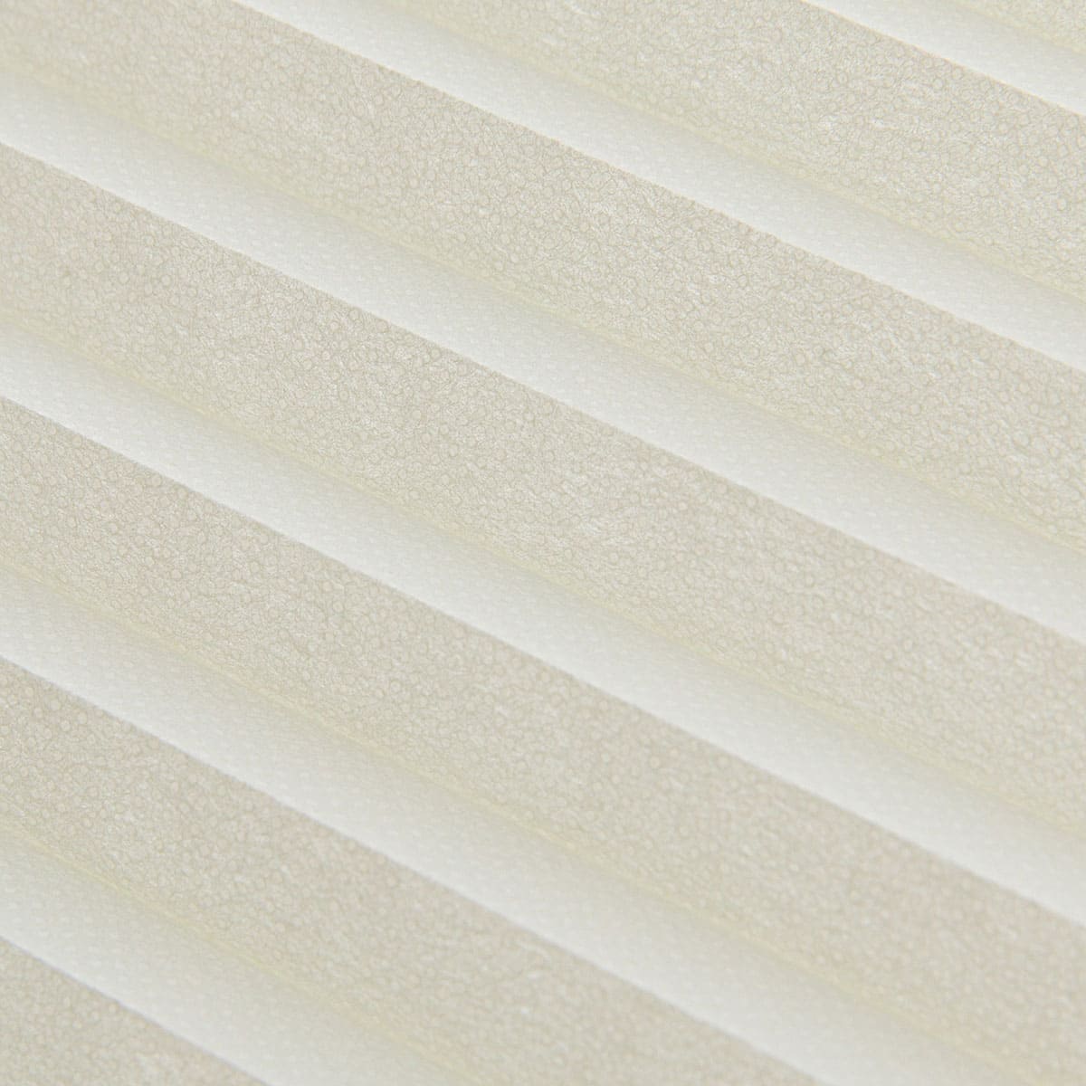 断熱・保温 ハニカム構造のシェード(L6313 60X135) | ニトリネット