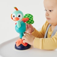 ピタッとくっつくくるくるしっぽのクジャク