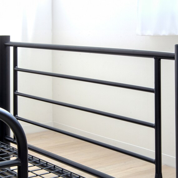 頑丈スチール製二段ベッド (IW BK) 7枚目画像