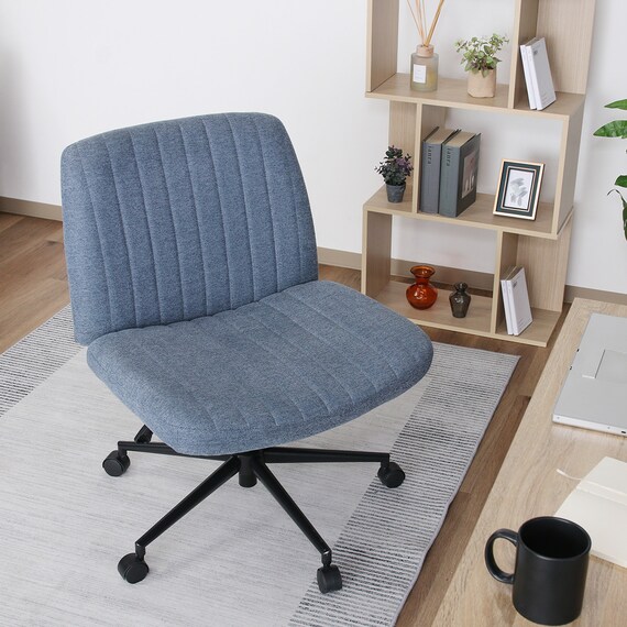 広々座面であぐらがかけるチェア (ブルー) 6枚目画像