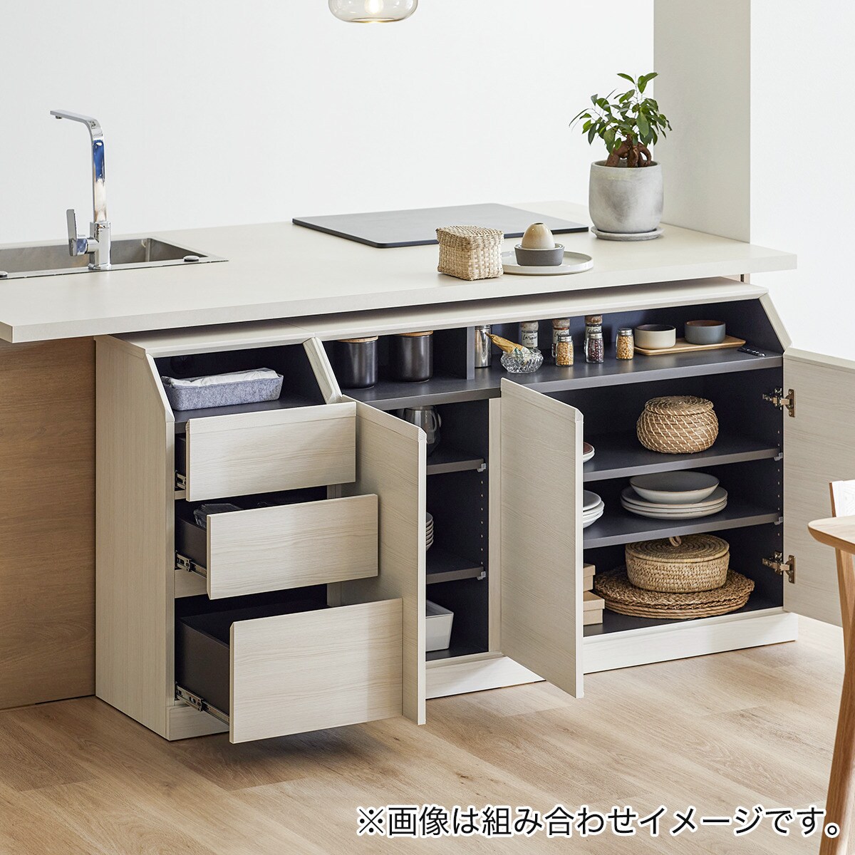 カウンター下にも収まるサイドボード (幅120cm WH) | ニトリ
