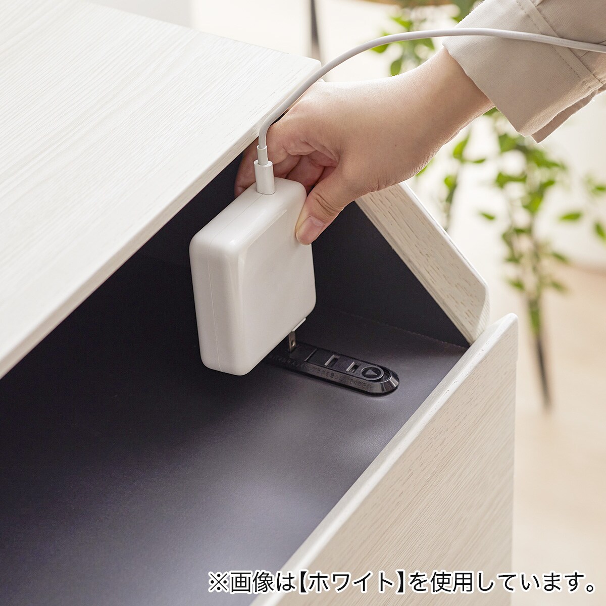 カウンター下にも収まるサイドボード (幅80cm GY) | ニトリ