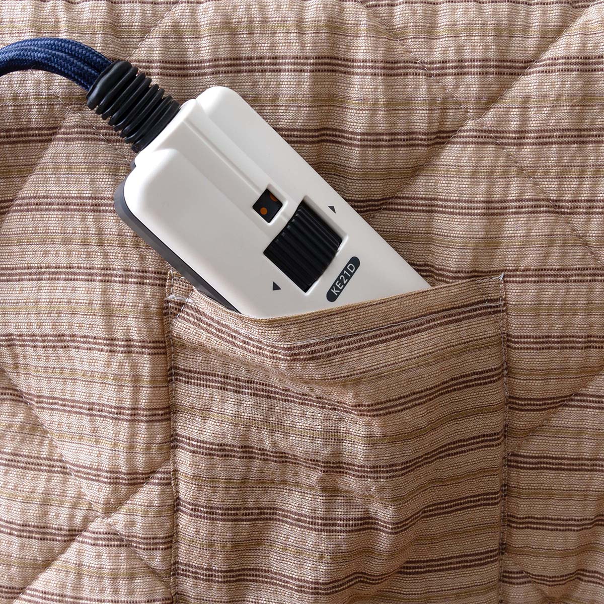 ダイニングこたつ掛布団 ゆかり 正方形(235×235cm) | ニトリネット