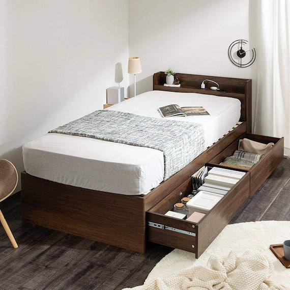 シングル 棚コンセント付きチェストベッドフレーム (SCL 浅引出しタイプ ブラウン) 1枚目画像