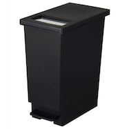 便利なプッシュフタ付きペダルペール 45L