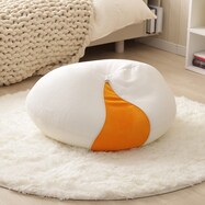 とろける半熟たまご　ビーズクッション