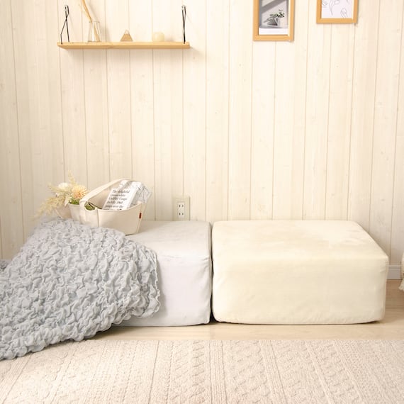 オットマン・スツールになるごろ寝マットレス(ベロア調 アイボリー) 2枚目画像