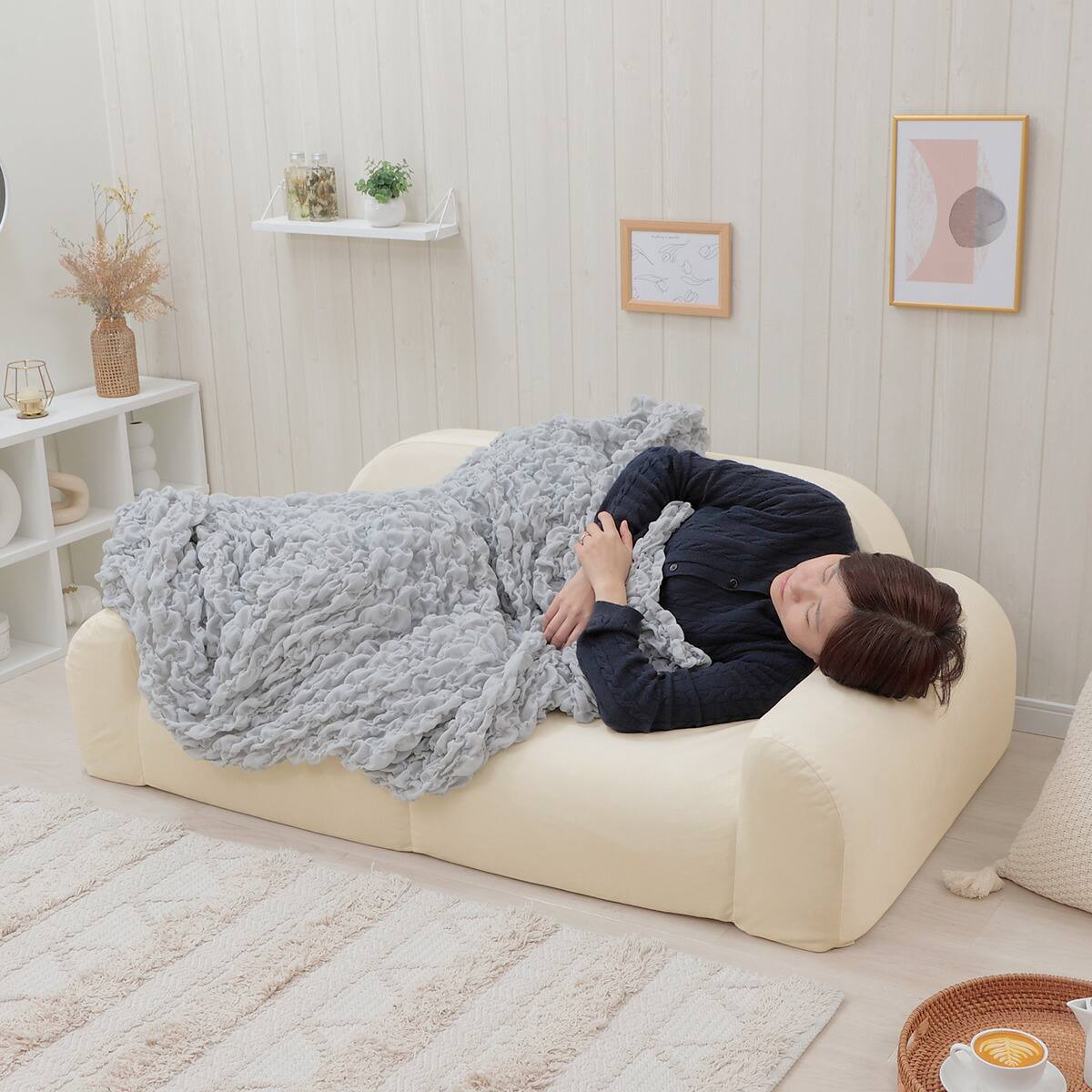 暮らしに寄り添うコンパクトローソファ (A1371 アイボリー) | ニトリ