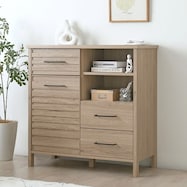 北欧スタイルのミドルボード