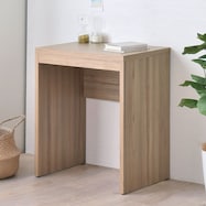 コンパクトサイズのシンプルデスク