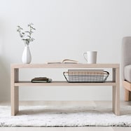 シンプルなコの字型センターテーブル