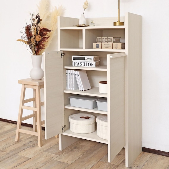 スリム設計のモダンキャビネット 扉 (高さ120cm WH木目) 3枚目画像