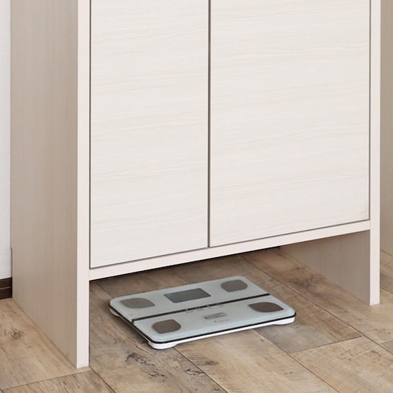 スリム設計のモダンキャビネット 扉 (高さ120cm WH木目) 12枚目画像