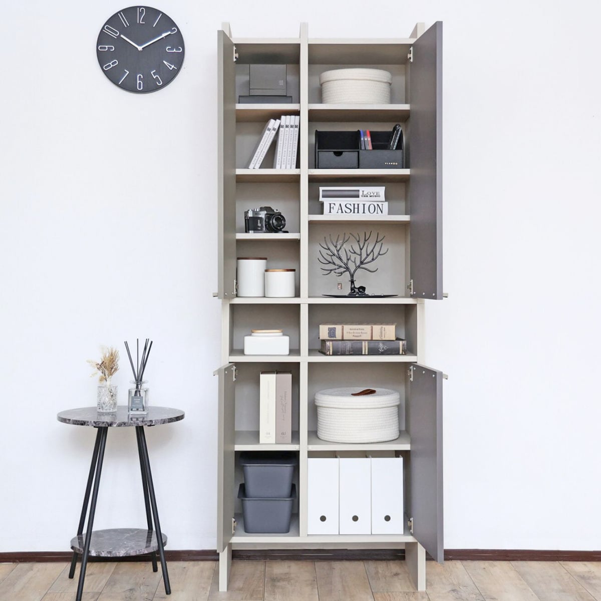 スリム設計のモダンキャビネット 扉 (高さ180cm GY) | ニトリネット