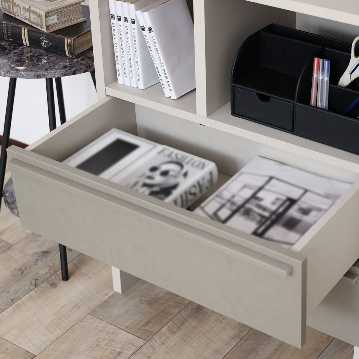 スリム設計のモダンキャビネット (幅64cm GY) | ニトリネット【公式