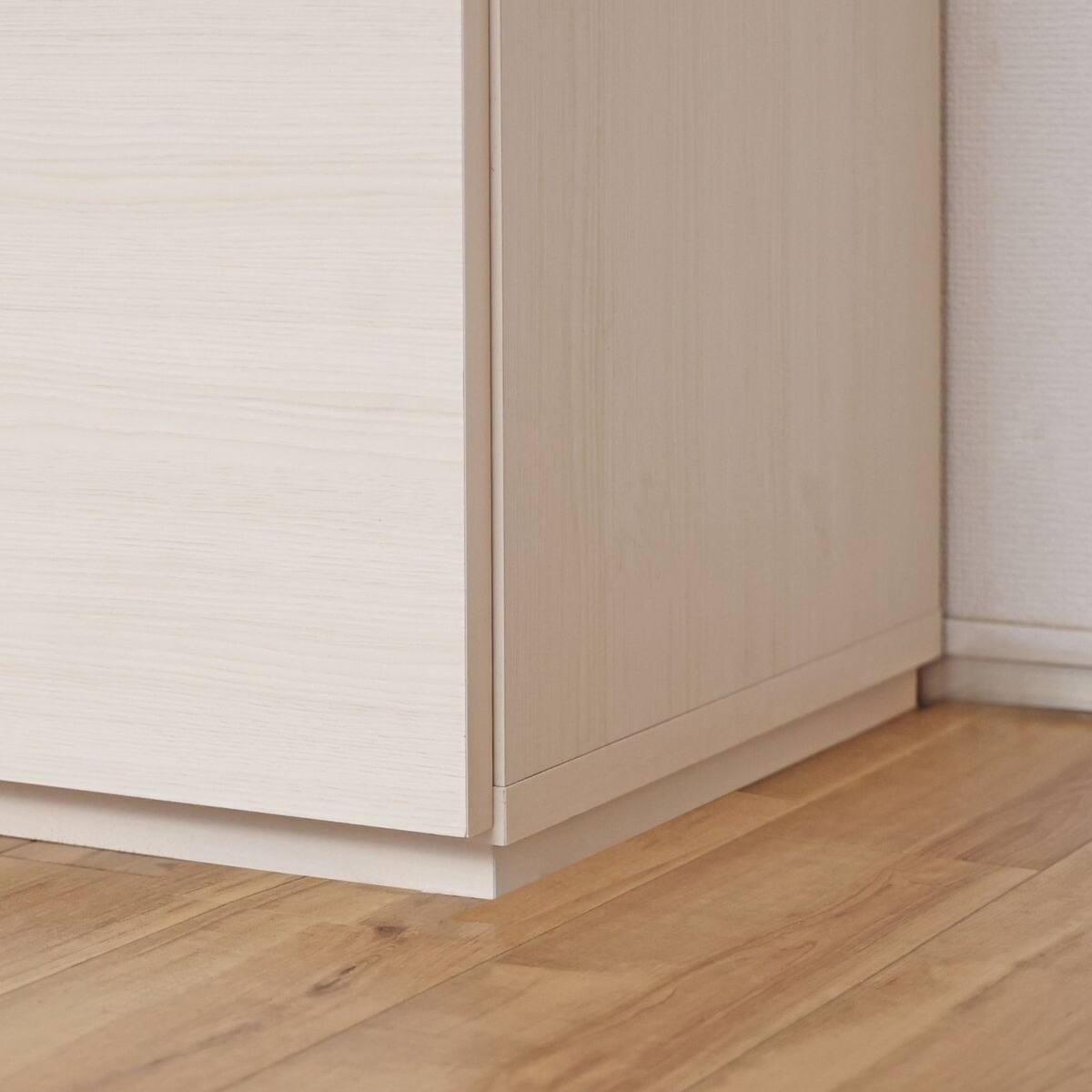 モダンキャビネット ナチュラルウッド スリム設計のモダンキャビネット 扉 (高さ120cm WH木目) | ニトリ