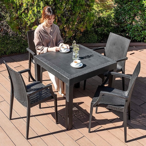 ラタン調ガーデンテーブル+肘付きチェア5点セット(PXY80) 1枚目画像