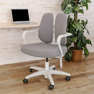 腰の負担を軽減するワークチェア