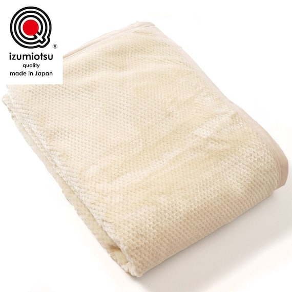 国産ニューマイヤー綿毛布(針抜き編み S) 1枚目画像