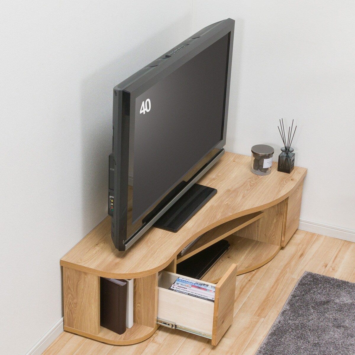 コーナー有効活用 流線形テレビボード (右寄せタイプ NA) | ニトリ