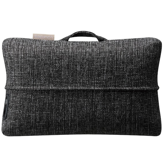 持ち運びしやすいミニマッサージクッション (ブラック) 1枚目画像