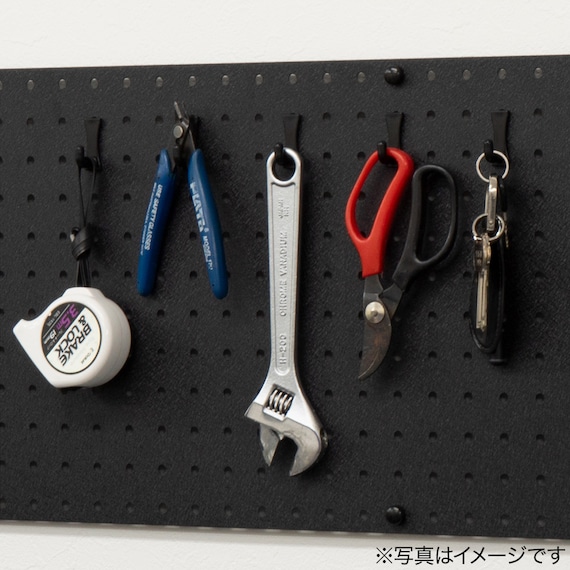 【簡単】ワンタッチ式 突っ張りパーテーション スチールボード4枚・フック10個付き(ブラック) 7枚目画像