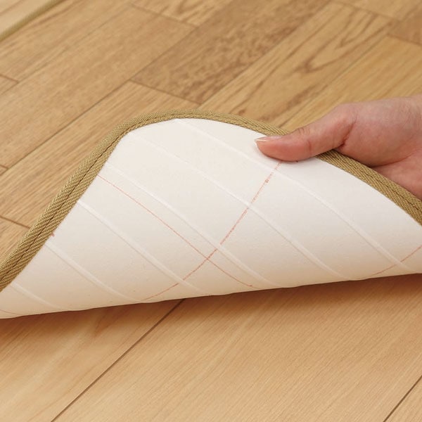非売品 吸着ぴたフロア 57cm×250cm クッション キッチンマット 日本製 ワタナベ工業 マット キッチン フロアマット 木目調 傷防止 おしゃれ 床 傷 吸着 台所マット 拭ける 抗菌 耐水性 消臭効果 汚れ防止 床暖対応 冷蔵庫 床暖 保護マット シート ズレない 新生活 敷物 寒さ対策