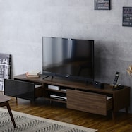 フラットなフォルムのテレビ台(ローボード幅176cm)