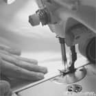 【日本製】ホワイトダックダウン70% 羽毛布団(ムーンシャンテン セミダブル) 15枚目画像