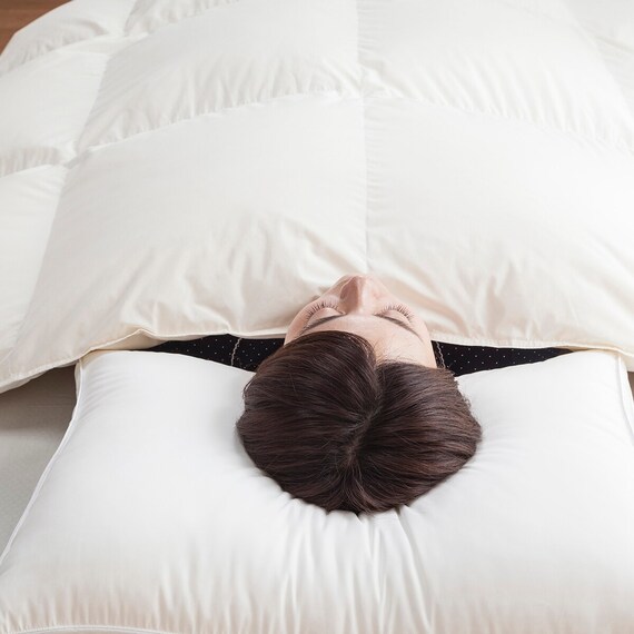 【日本製】ホワイトダックダウン90% 羽毛布団(ムーンシャンテン セミダブル) 15枚目画像