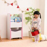 フチ回りがソフトな絵本棚